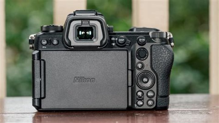 Does Nikon offer international warranty?