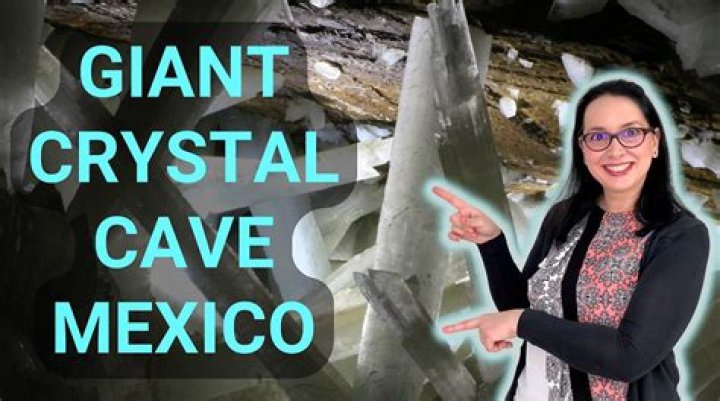 How did the Cave of Crystals in Mexico form?