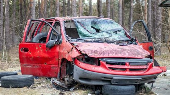 How do I report an abandoned car in Fremont CA?