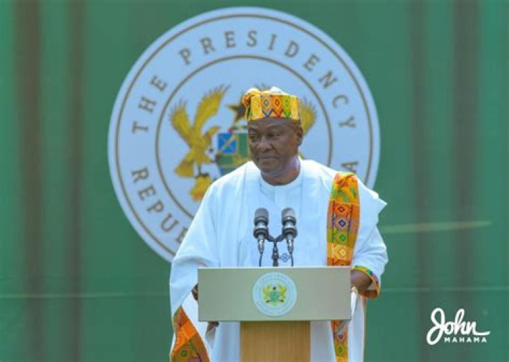 How much are Ghanaian presidents paid?