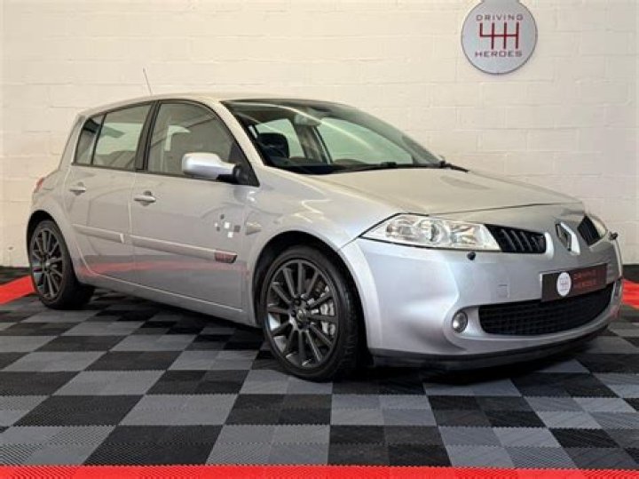 Is Renault Megane 2007 a good car?