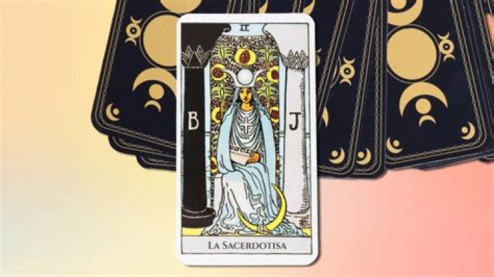 Que significa la sacerdotisa en las cartas de tarot?