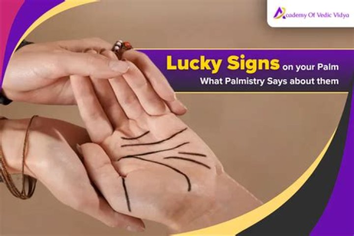 What are lucky palm lines?
