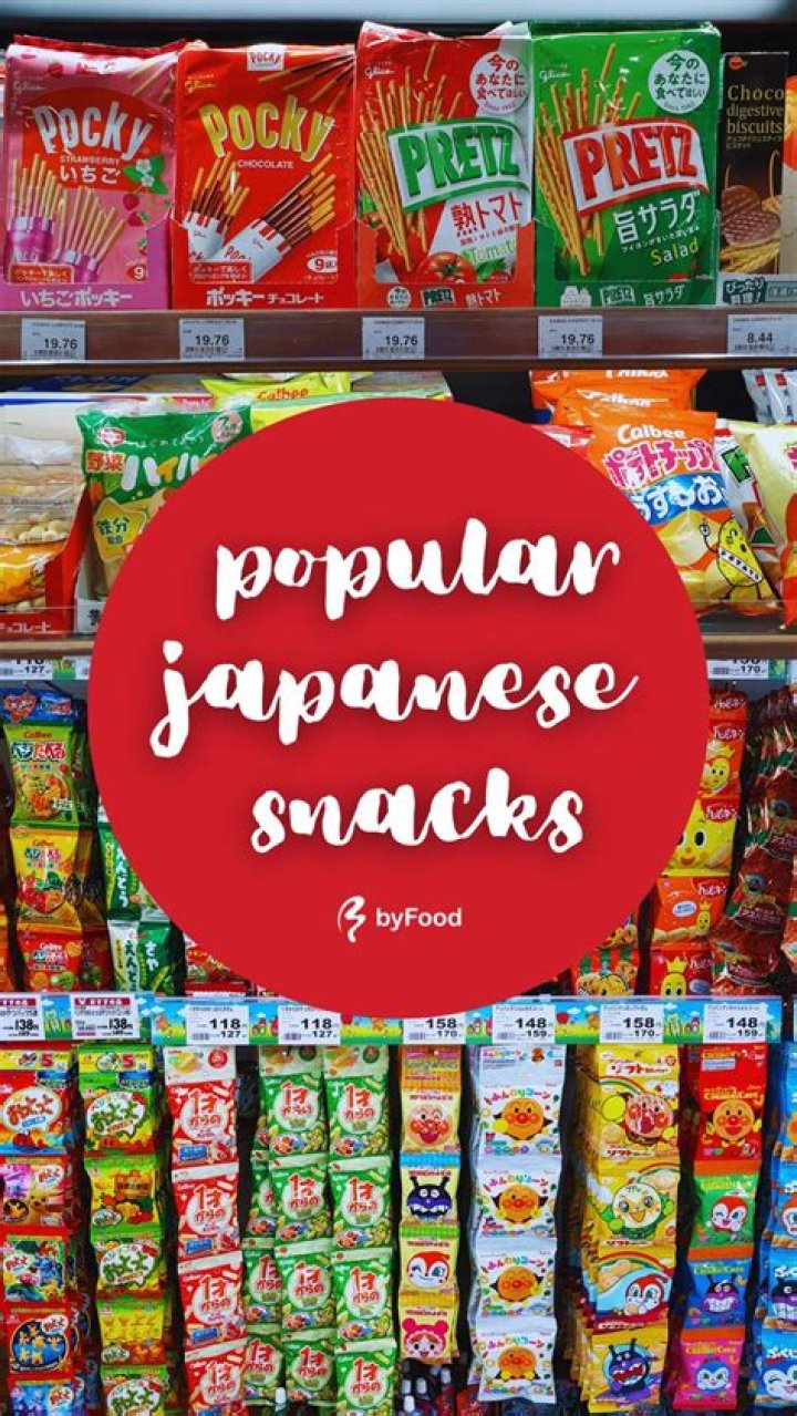 What are popular Japanese snacks?