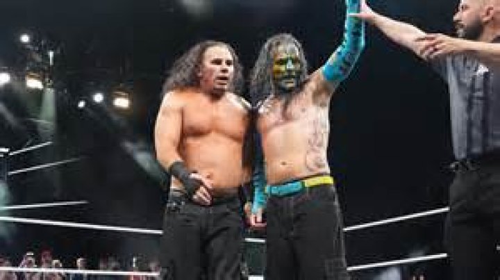 When did Jeff Hardy come back to WWE?