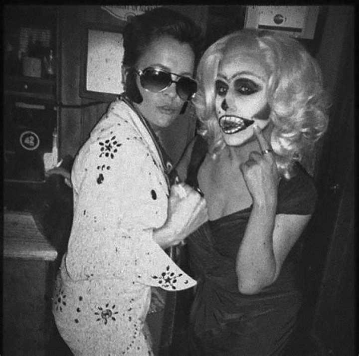 Who is Karch Kari married to?