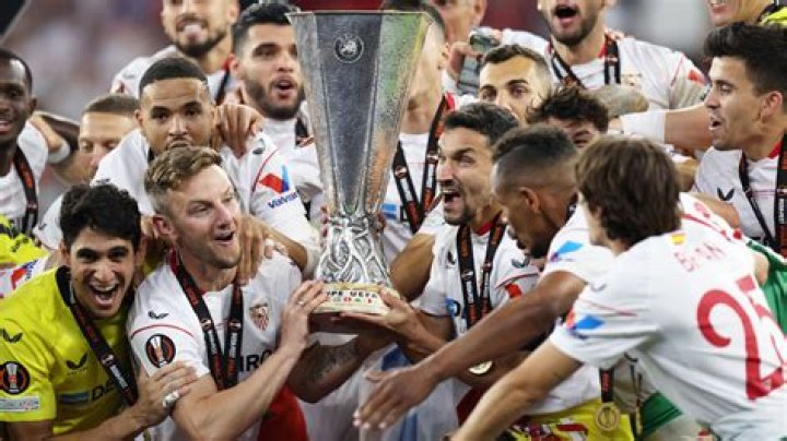 Who won the Europa League 1994?